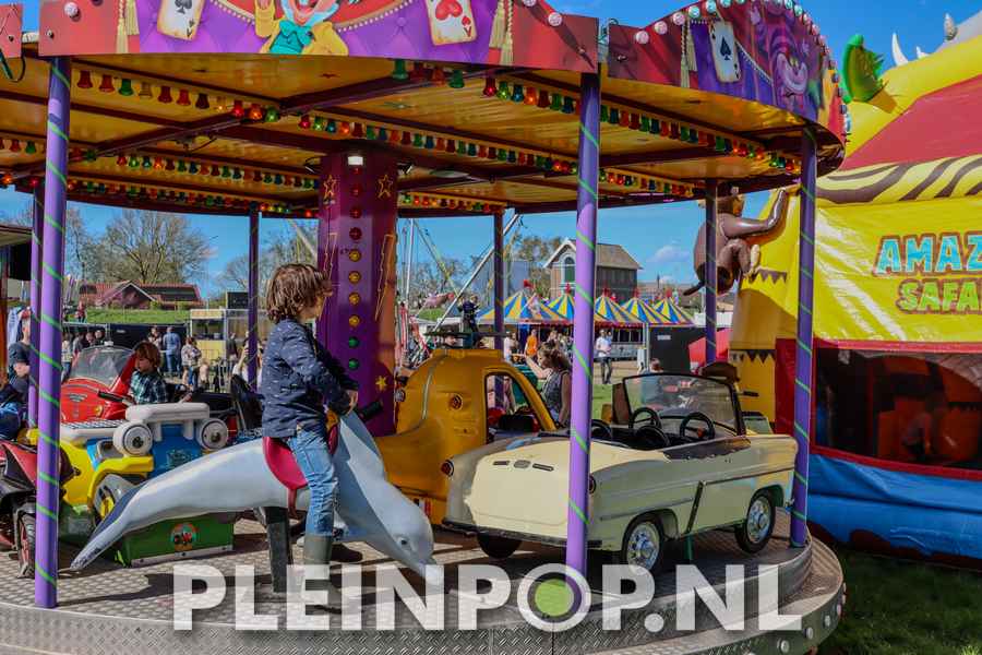 Publiek    Bezoekers (4)